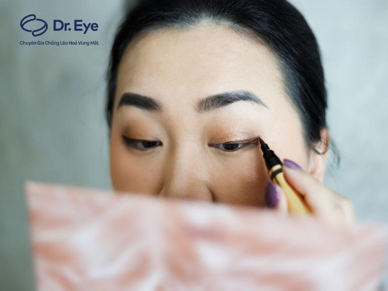kẻ eyeliner mắt 1 mí