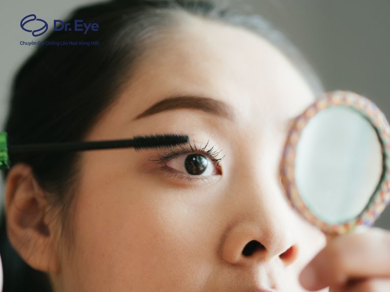 hướng dẫn kẻ eyeliner mắt 1 mí