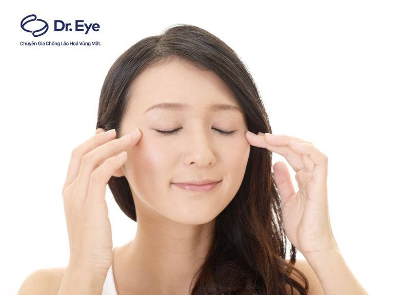 tại sao ngủ đủ giấc nhưng mắt vẫn thâm