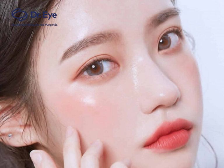 tướng mắt đa tình