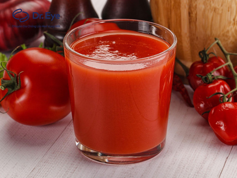 Làm nhạt màu lông mày phun bằng cà chua